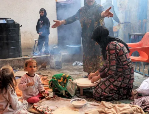غزة تكتب جوعها بالدم.. وتُحاصر الحياة برغيف مفقود