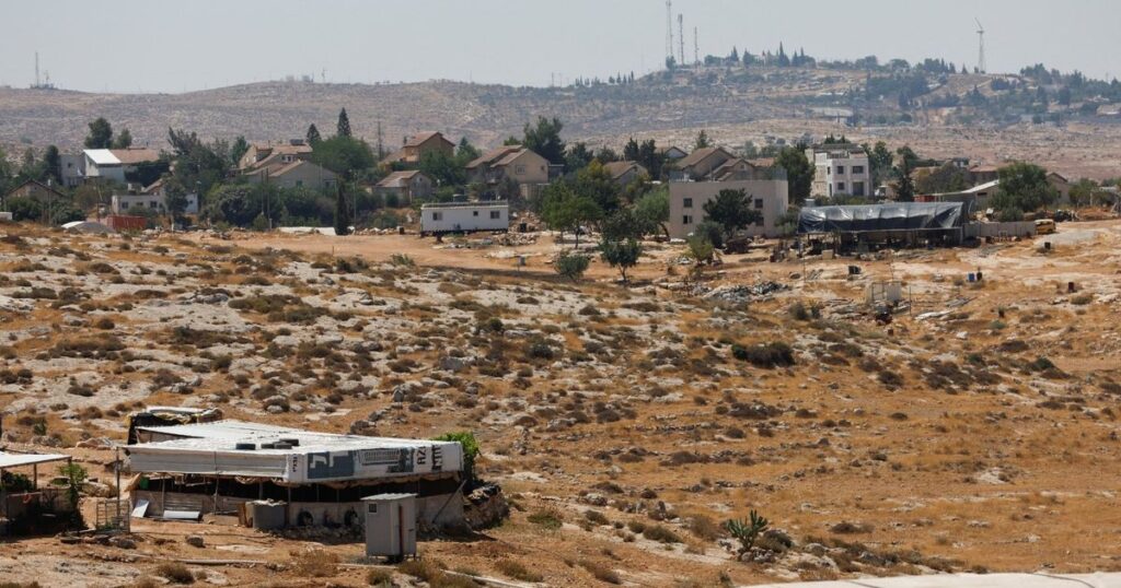The E-1 Settlement Project: Fragmented Geography and an Escalating Human Tragedy