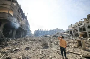 غزة بعد الحرب... ركام لا يُحصى وجوع يطرق الأبواب